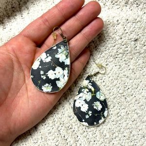Double sided black and white floral drop earrings